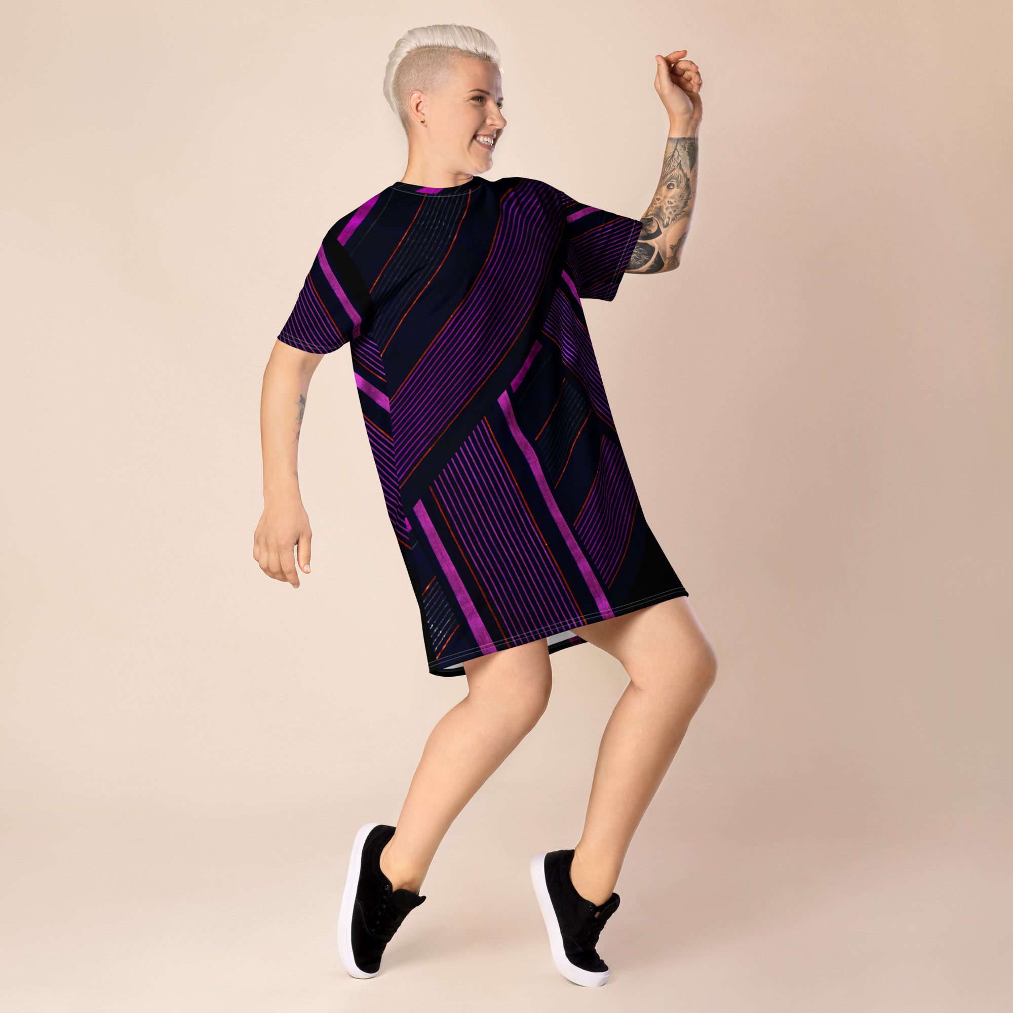 Black & Purple T-Shirt Dress. Street, Party or Lounge T-Shirt Dress. Streetstyle Dressing. WickedYo.
